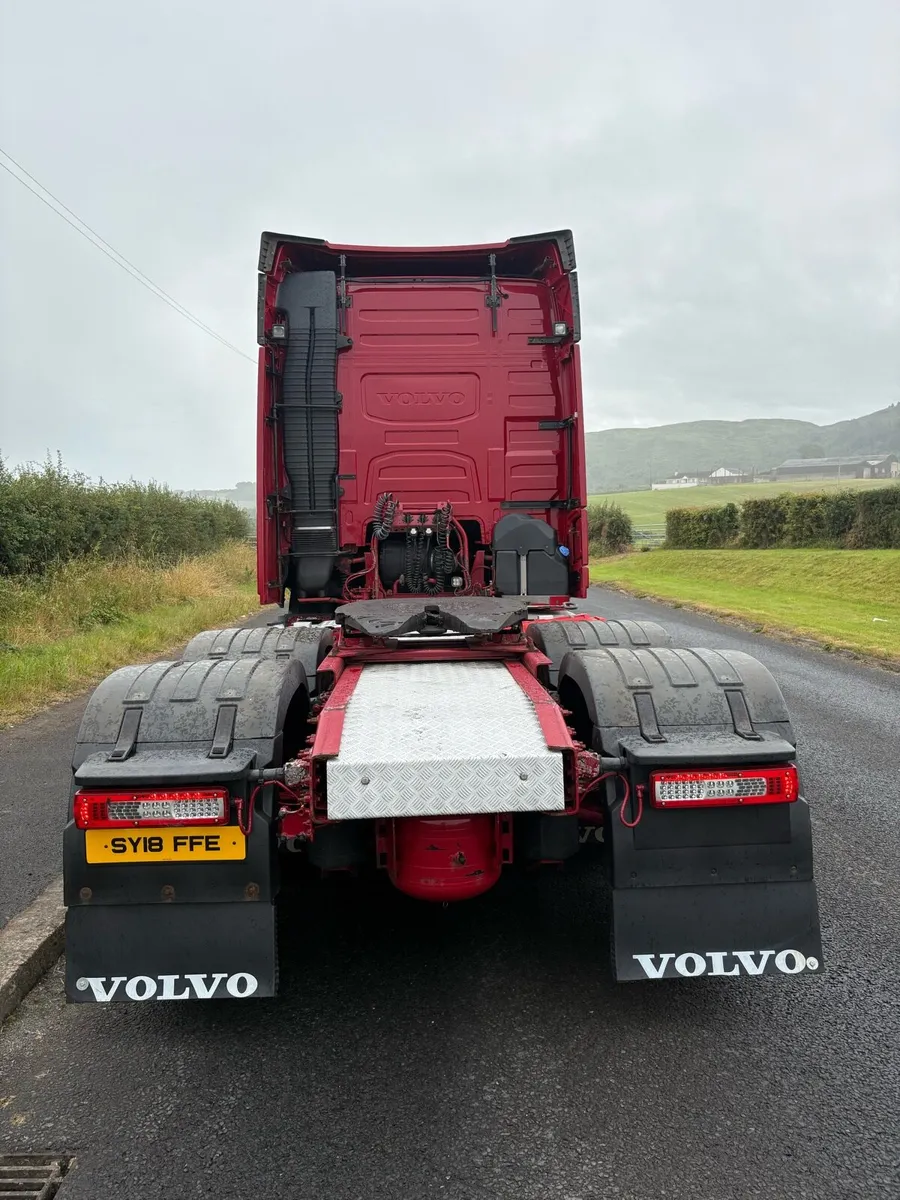 2018 Volvo FH460 - Image 3