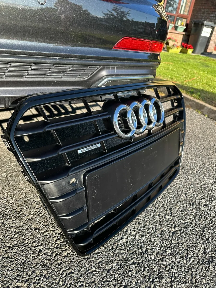 Grill, Audi A5, Original - Image 1