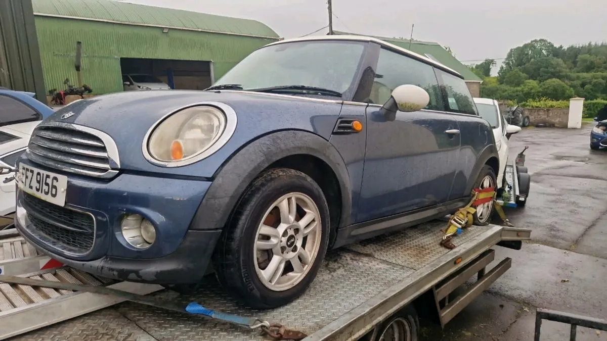 mini coopers for breaking - Image 4