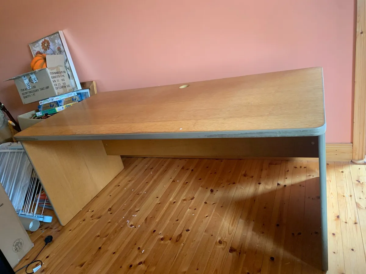 Desk - Image 1