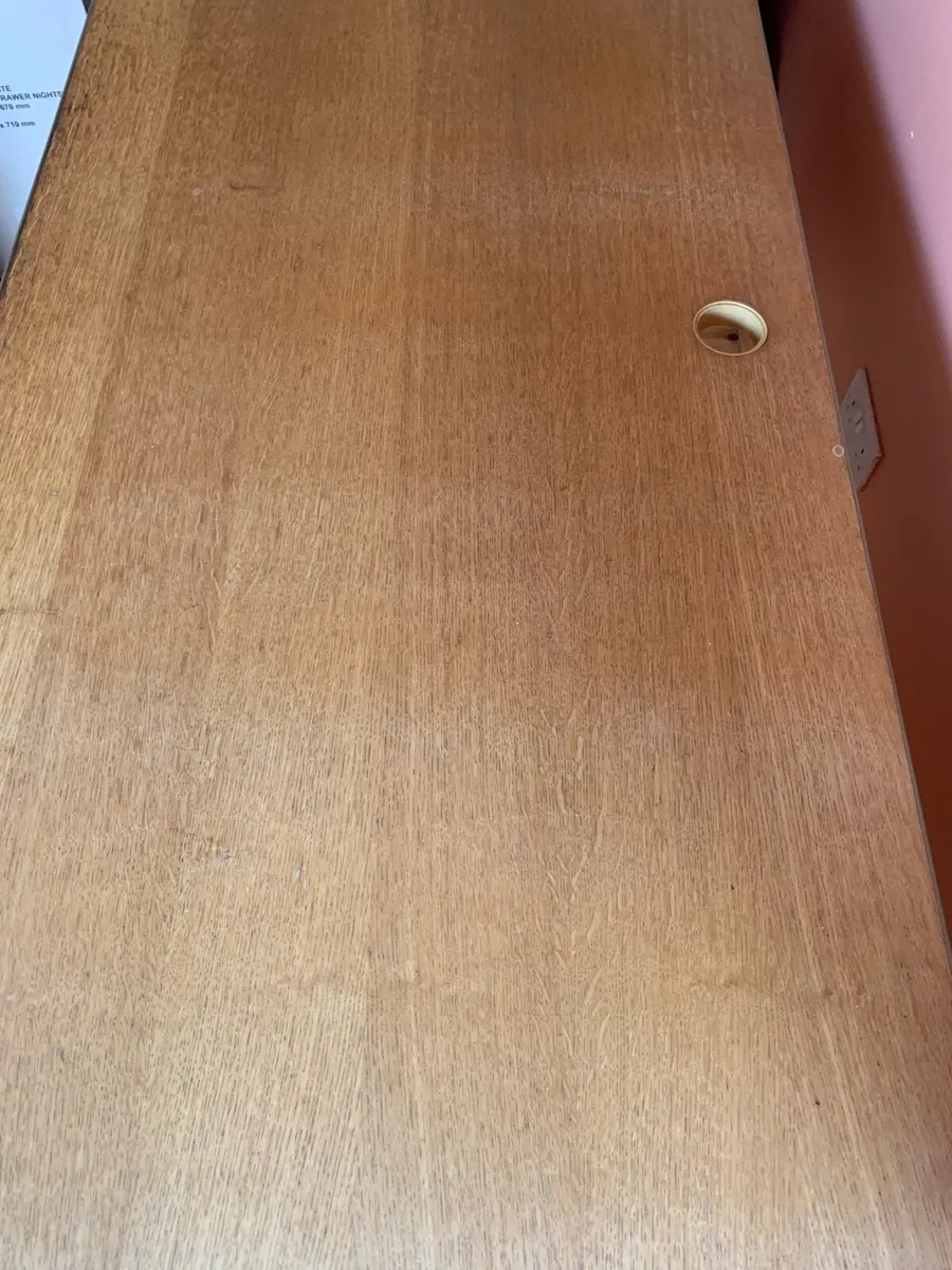 Desk - Image 3