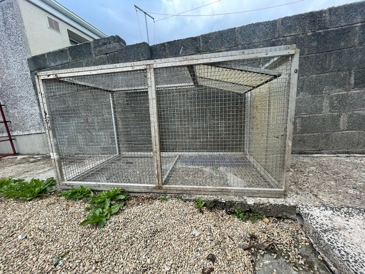 Cage /aviary - Image 1
