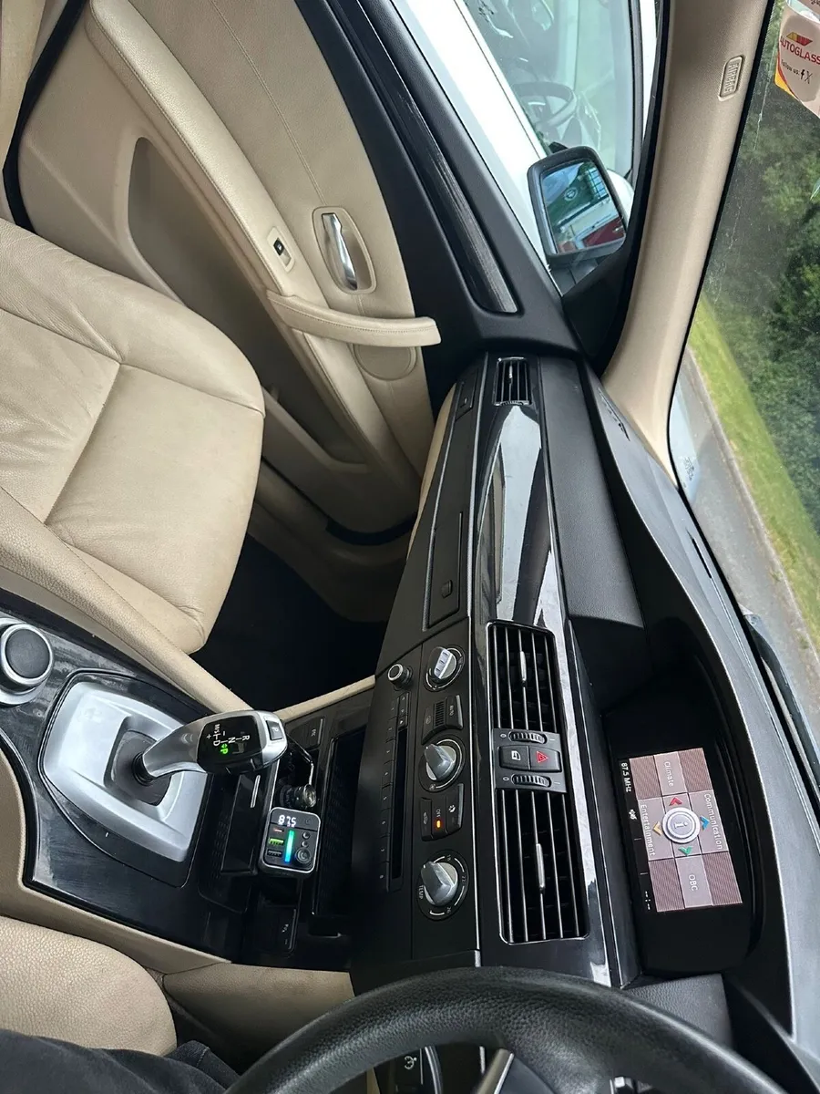BMW 5-Series 2008 - Image 3