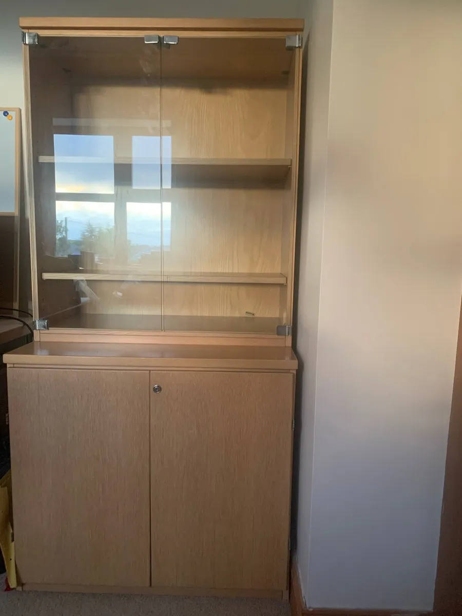 Cabinet - Image 2