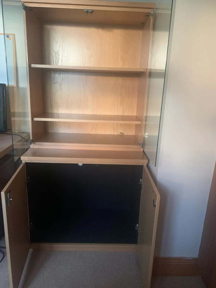 Cabinet - Image 3