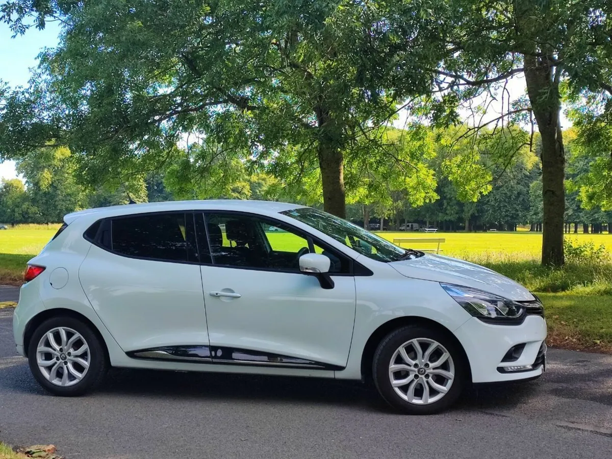 Renault Clio 2019 - Image 2
