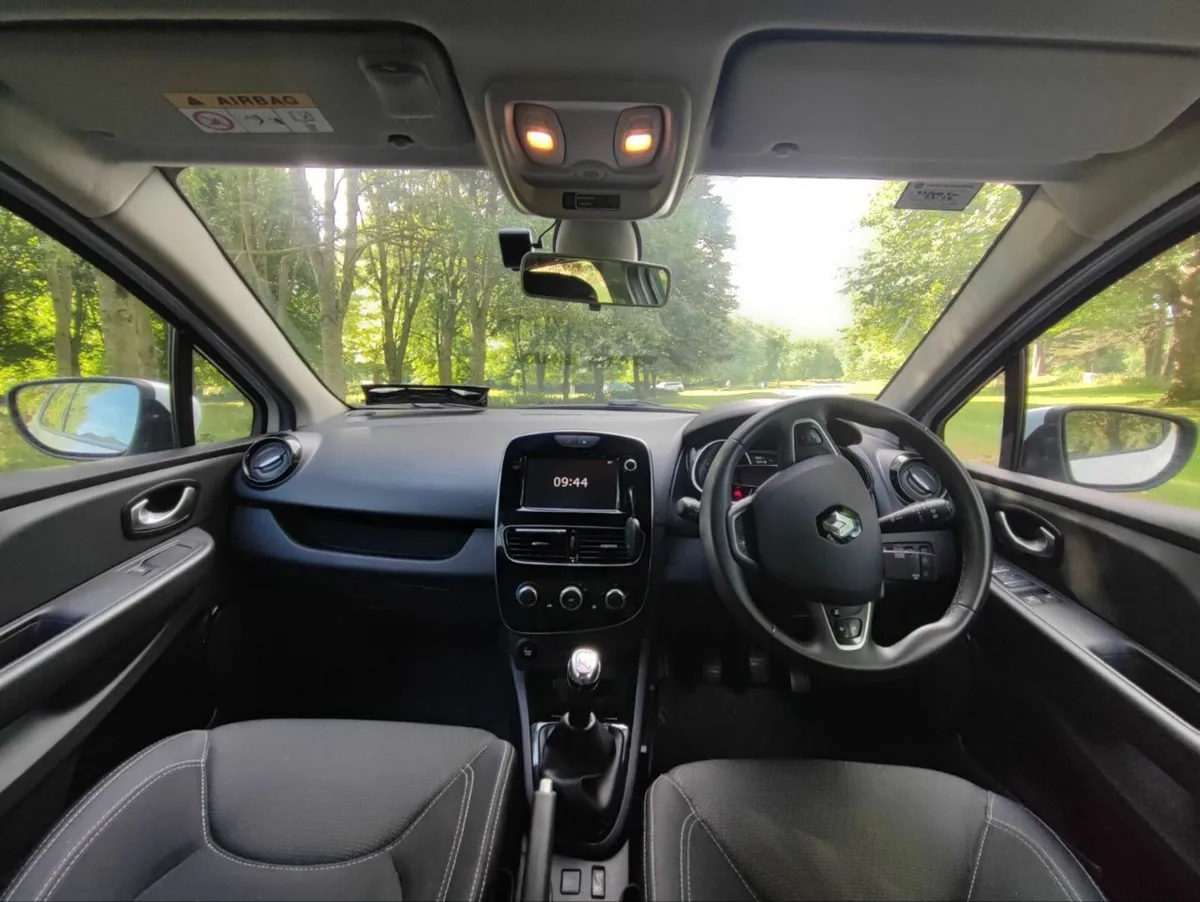 Renault Clio 2019 - Image 4