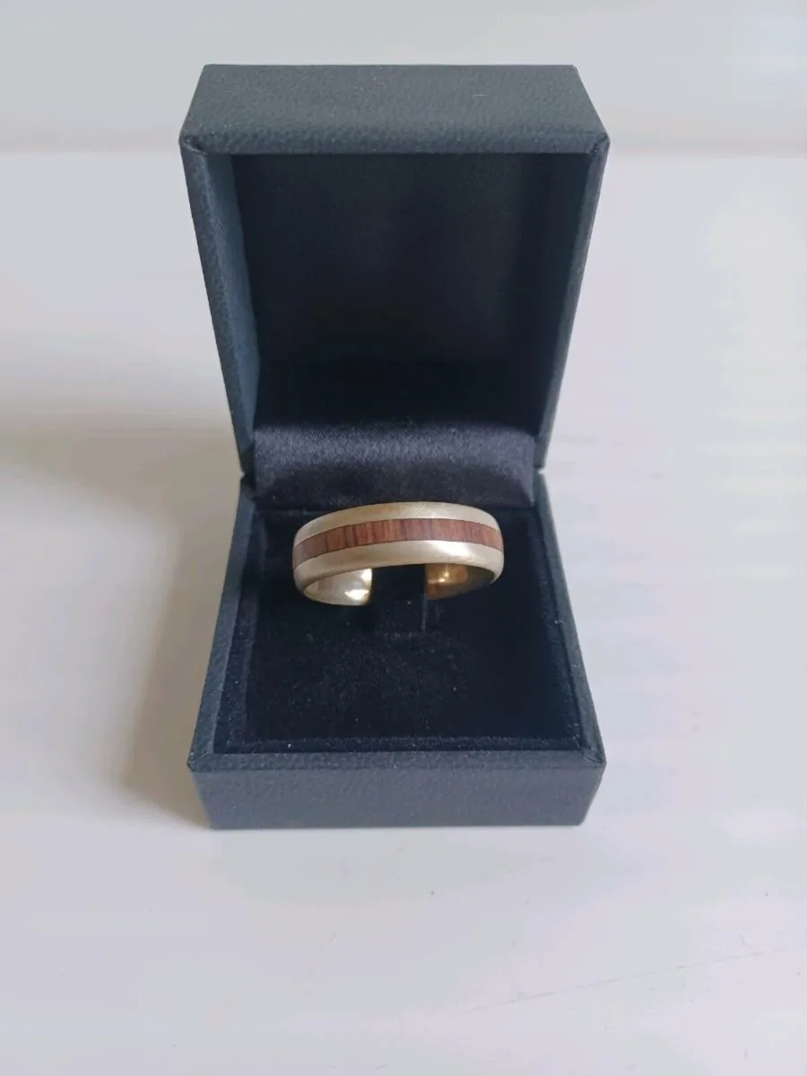 Male Wedding ring - Image 1
