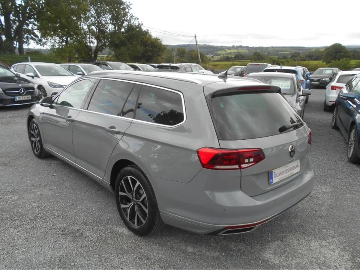 Volkswagen Passat GTE S-A (plug IN Hybrid) - Image 3