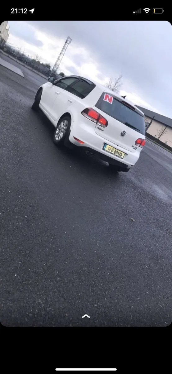 Volkswagen Golf 2011 - Image 2