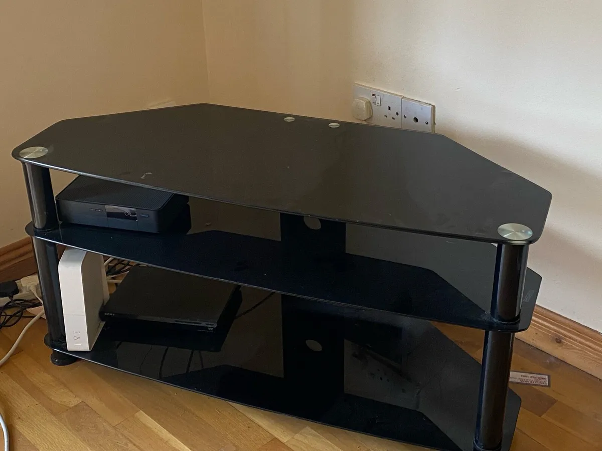 TV stand - Image 2