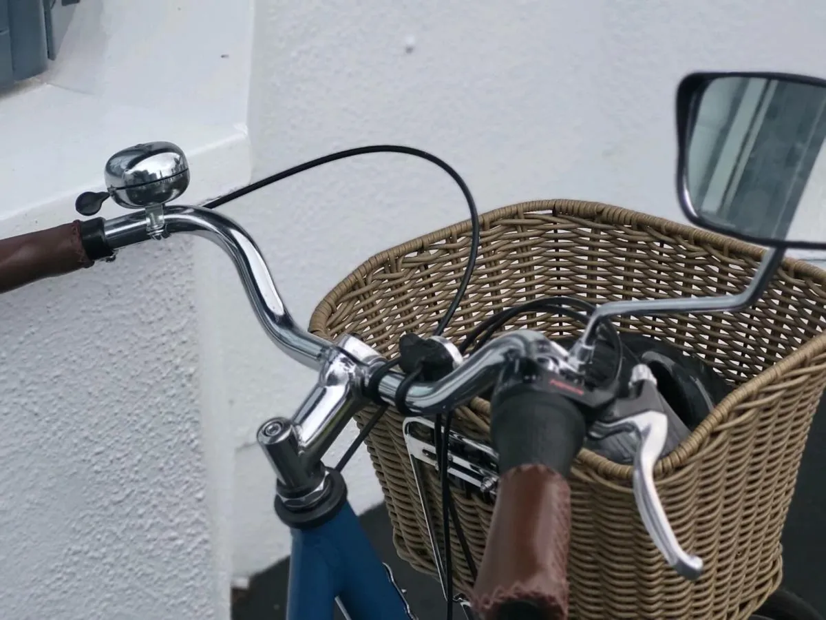 LADIES BIKE N.BASKET LITERALLY BRAND NEW - Image 4