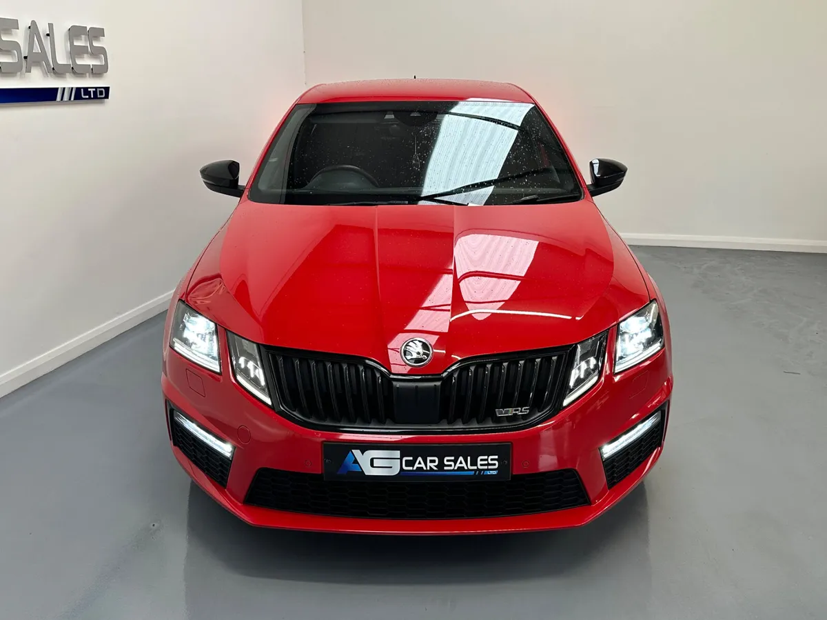 2017 Skoda Octavia 2.0 TDi VRS 4X4 DSG - Image 3