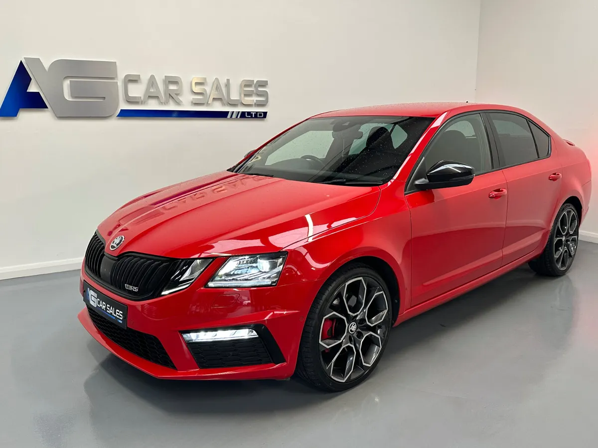2017 Skoda Octavia 2.0 TDi VRS 4X4 DSG - Image 4
