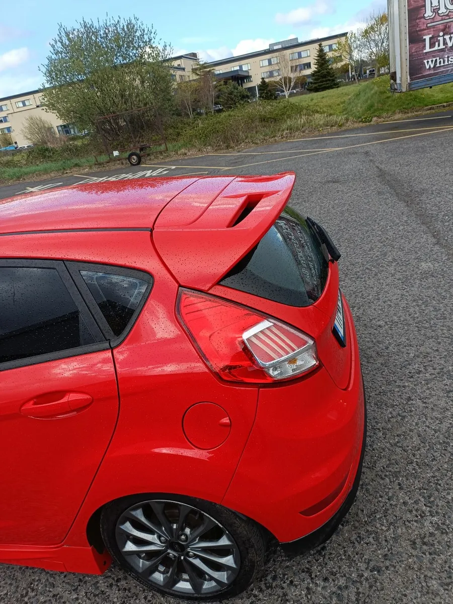 Ford Fiesta 2017 - Image 1