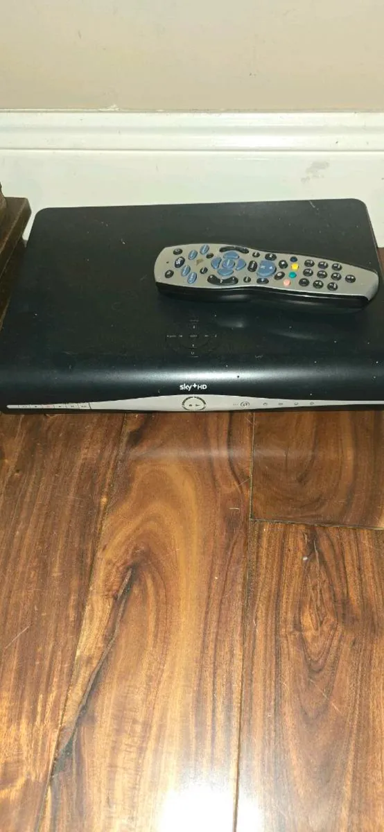 Sky +HD  box