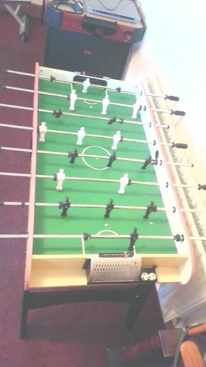 Foosball table - Image 2