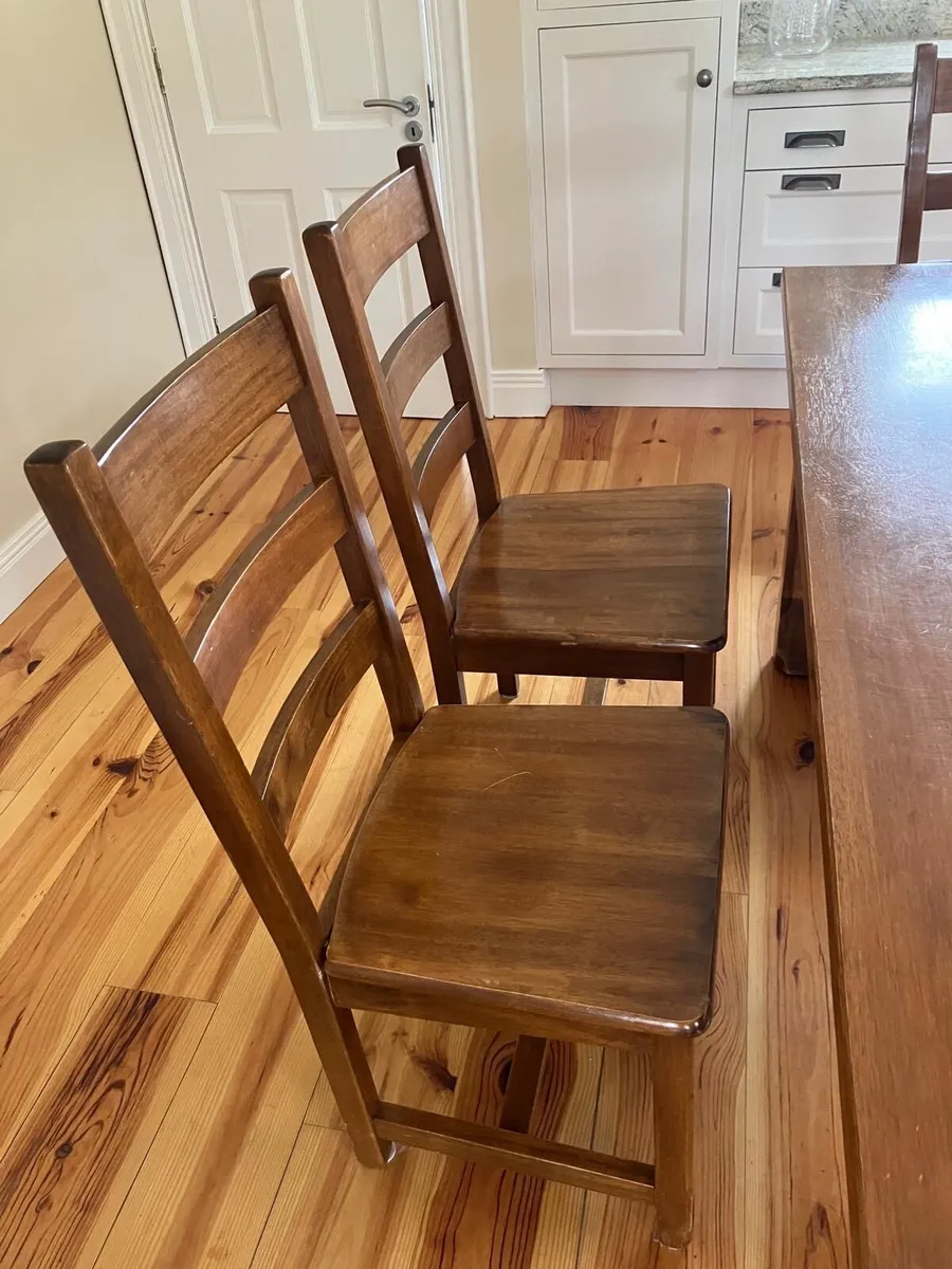 Oak Kitchen table and 6 chairs - Image 2