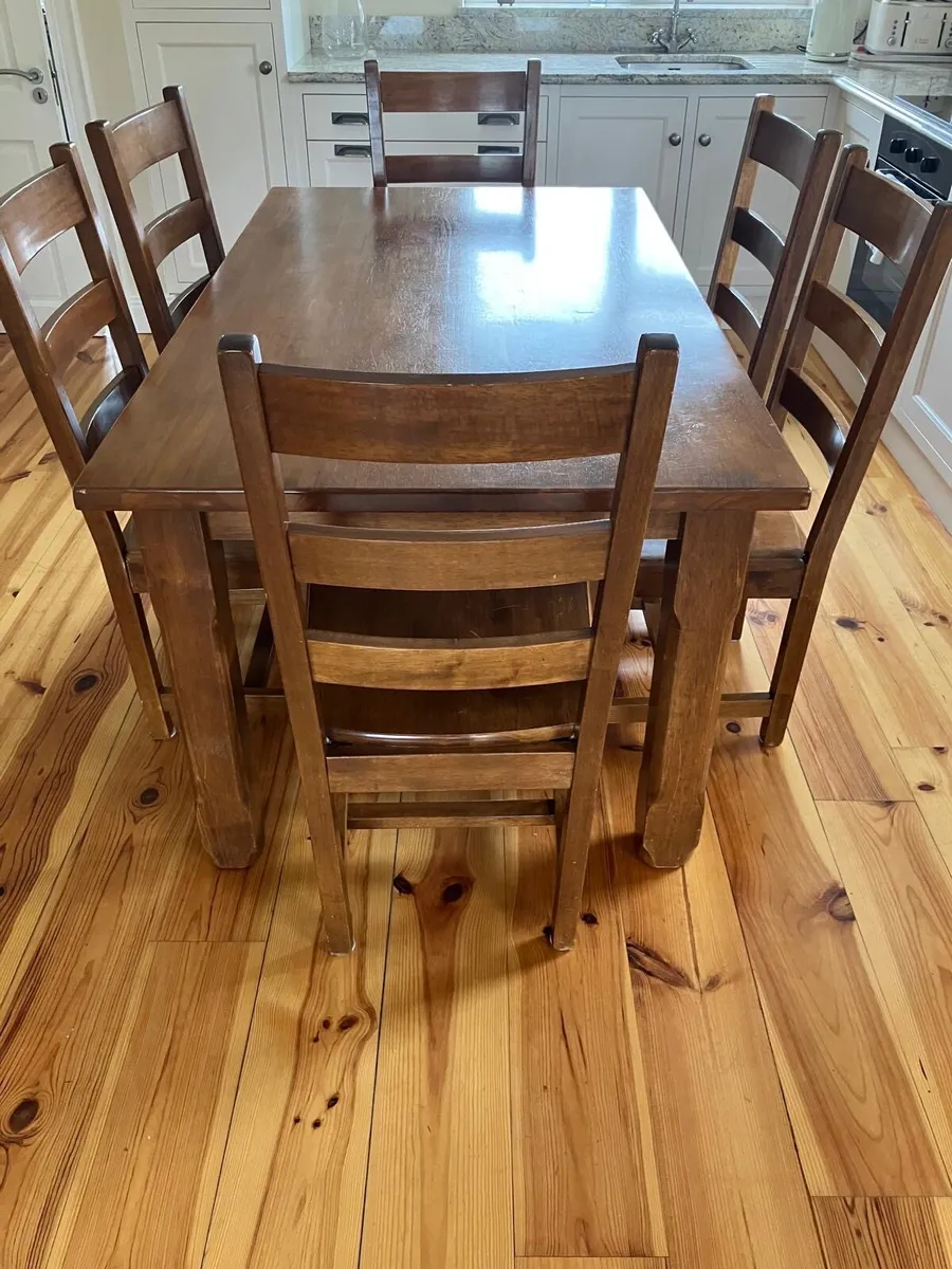 Oak Kitchen table and 6 chairs - Image 1