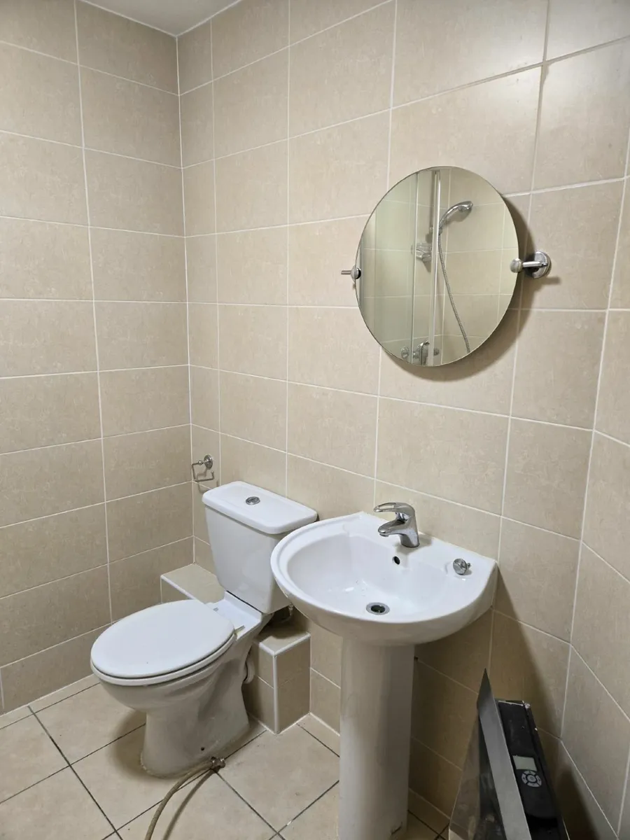 Bathroom furniture - Image 3