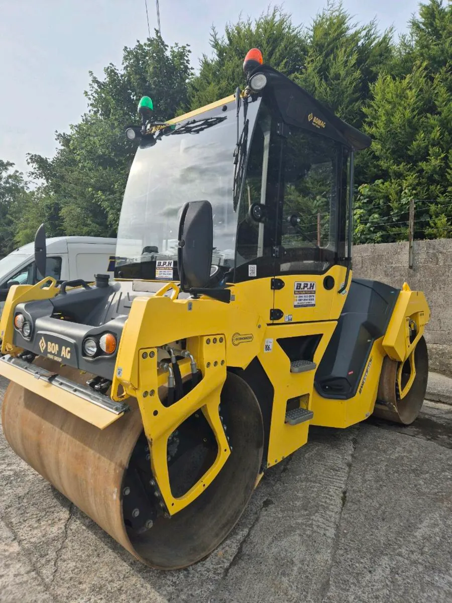 Bomag 151 tandem roller 2021 FOR SALE - Image 4