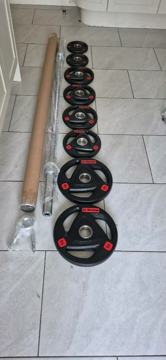 Brand new Olympic tri grip weight lifting set - Image 1