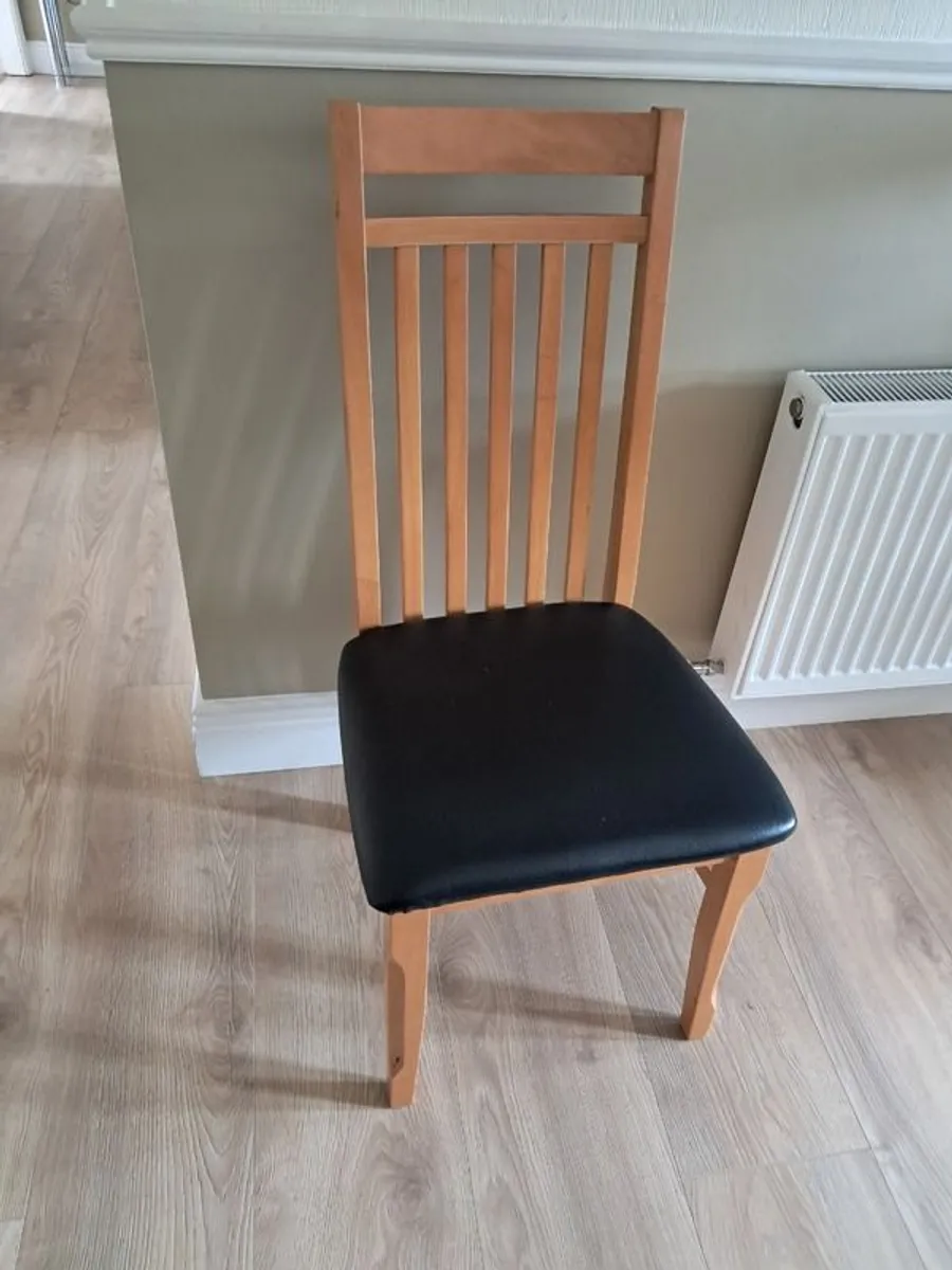 6 kitchen chairs - Image 2