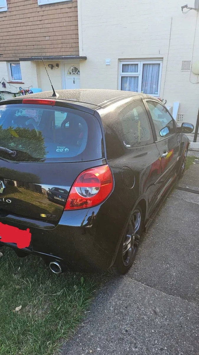 RENAULT CLIO SPORT - Image 3
