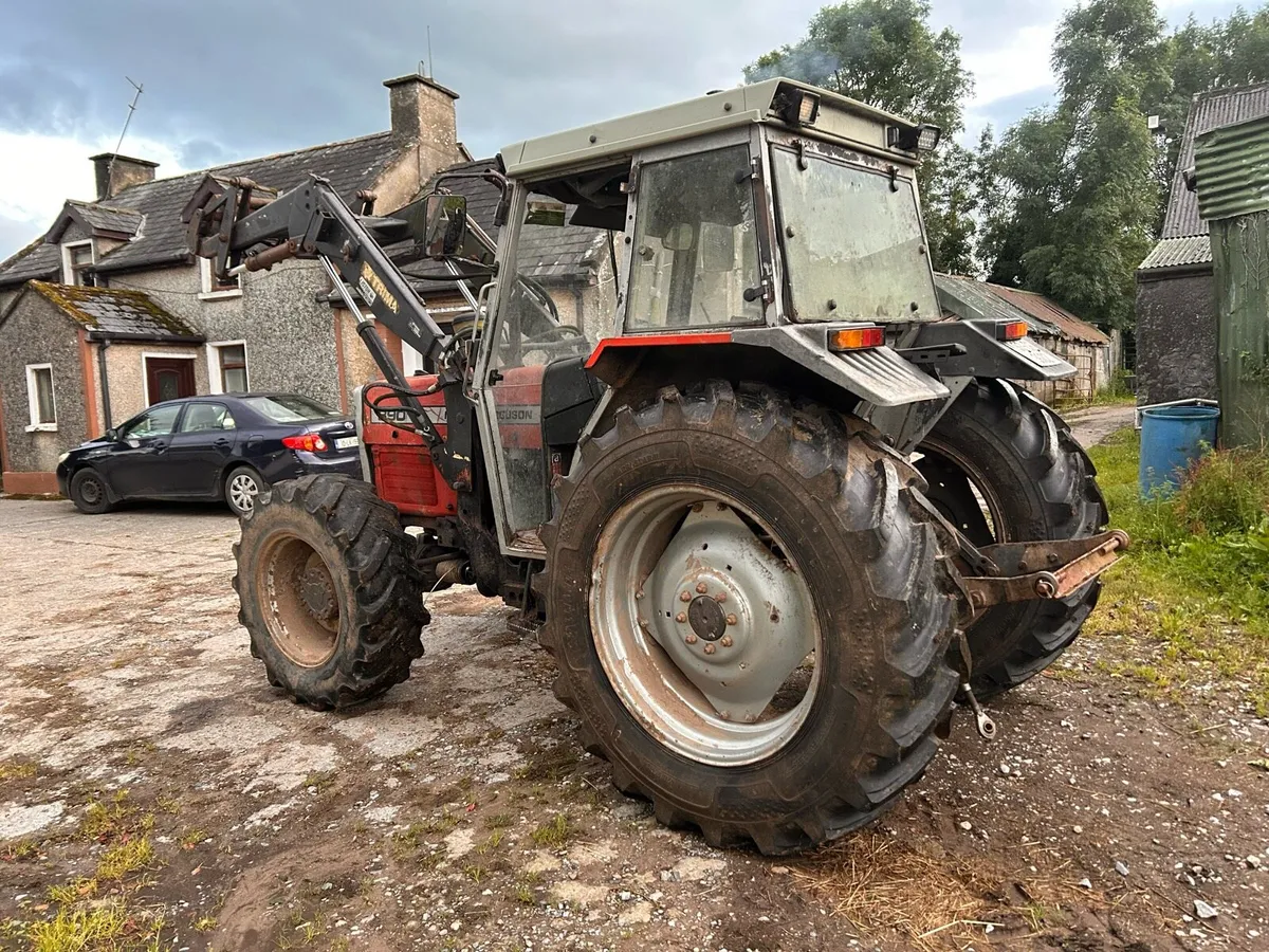 Massey Ferguson 390 - Image 2