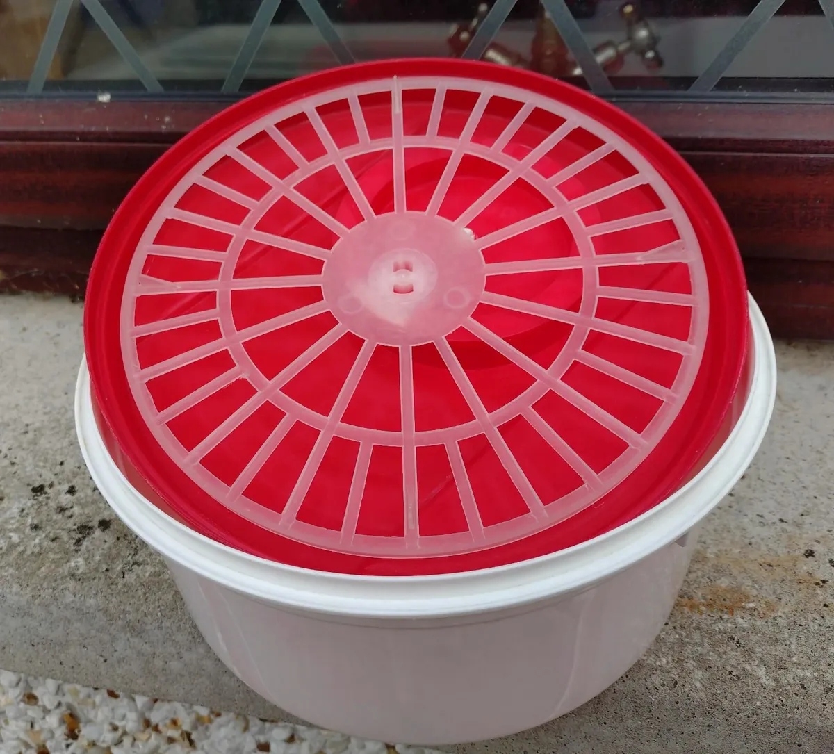 SALAD SPINNER (MISSING INSERT FOR LETTUCE ETC..) - Image 2