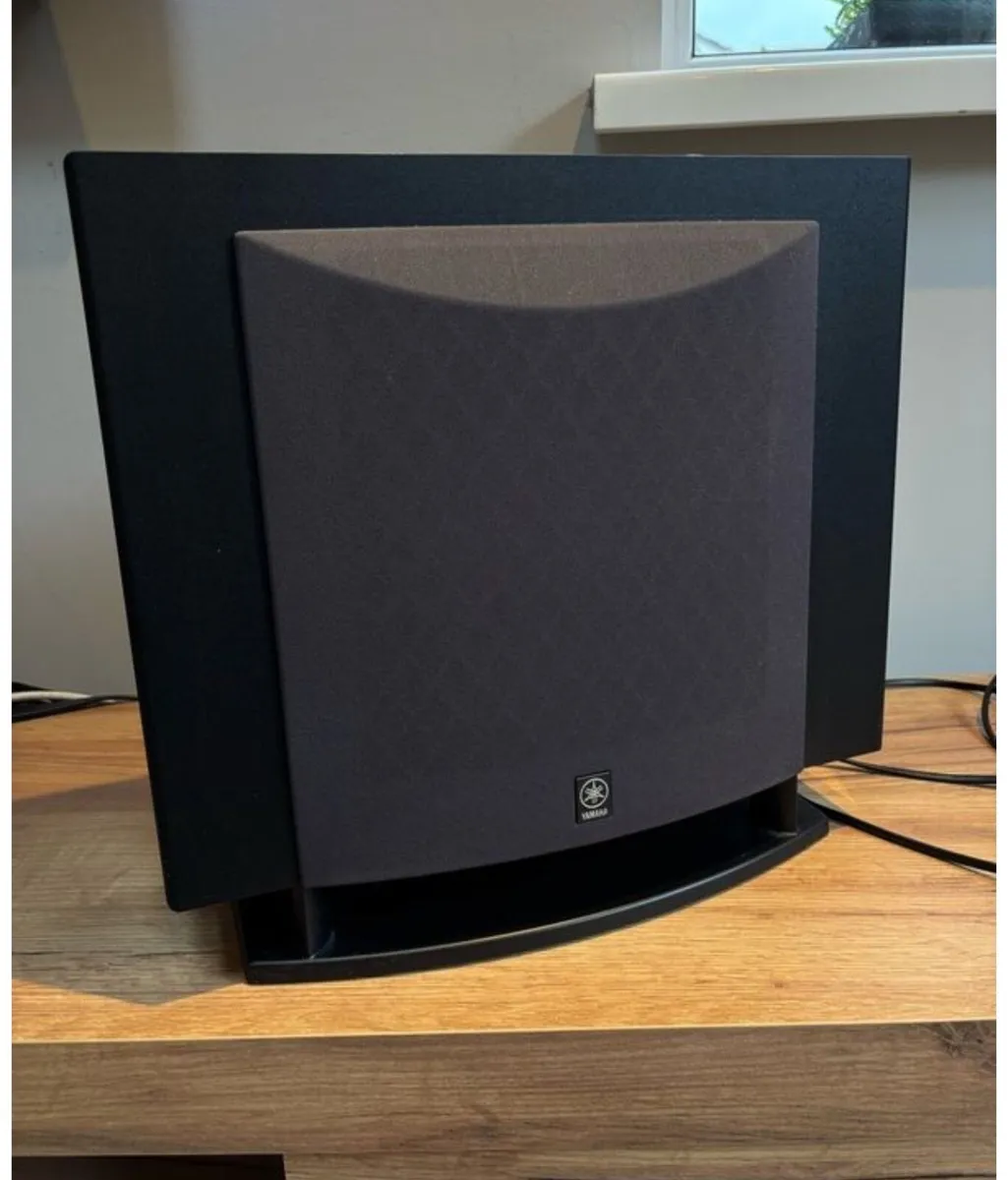 Yamaha Sub Woofer - Image 1