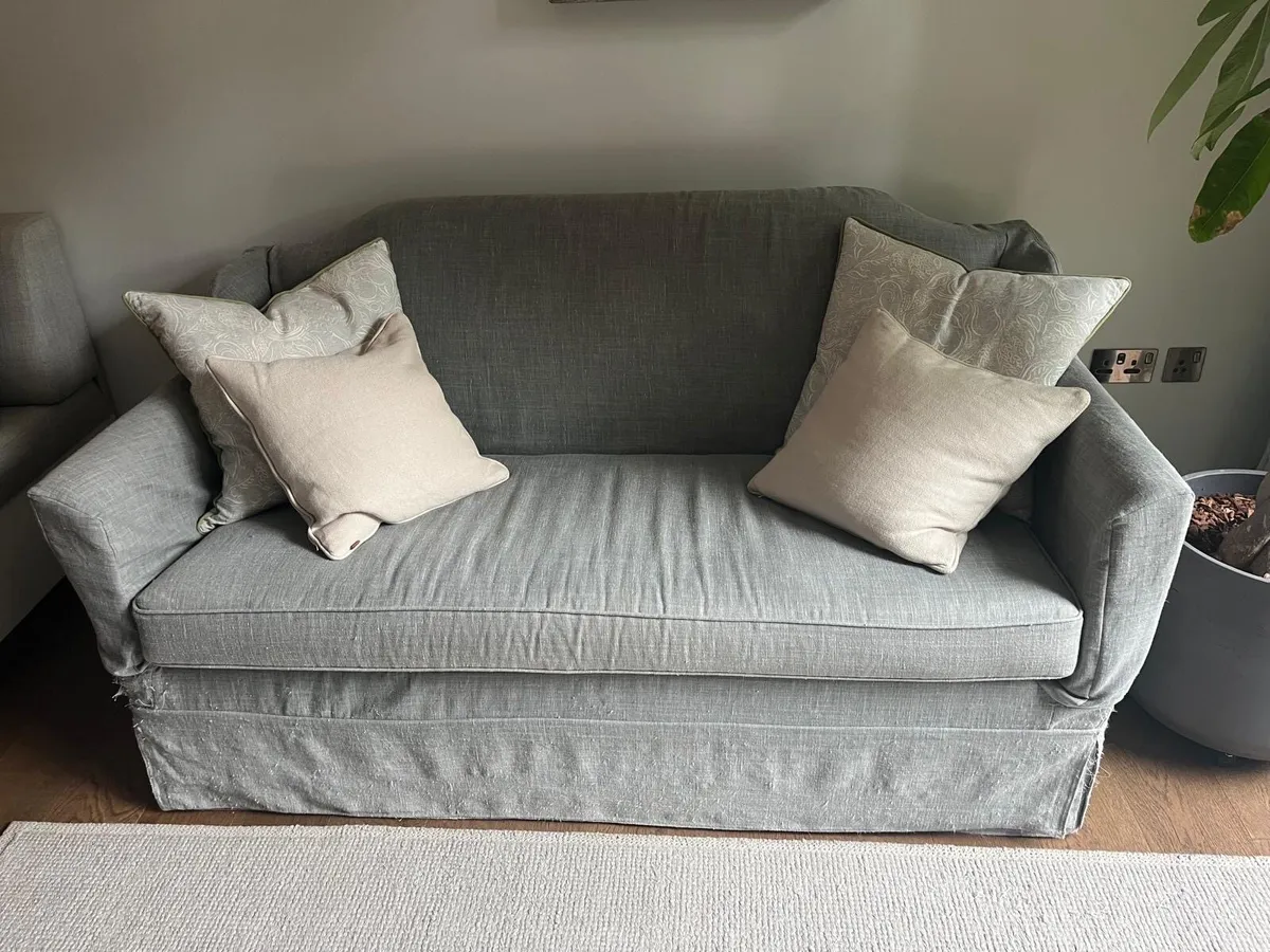 Neptune Couch