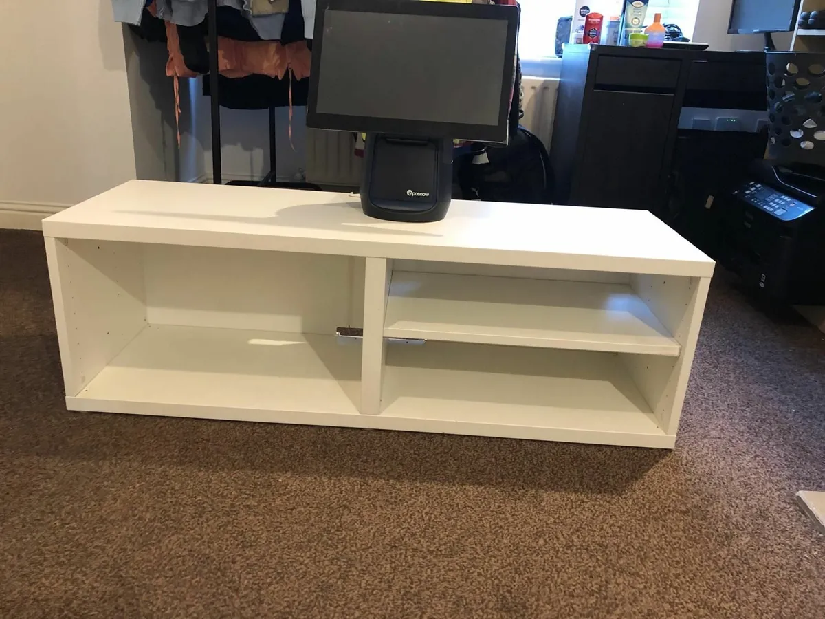 TV stand - Image 2