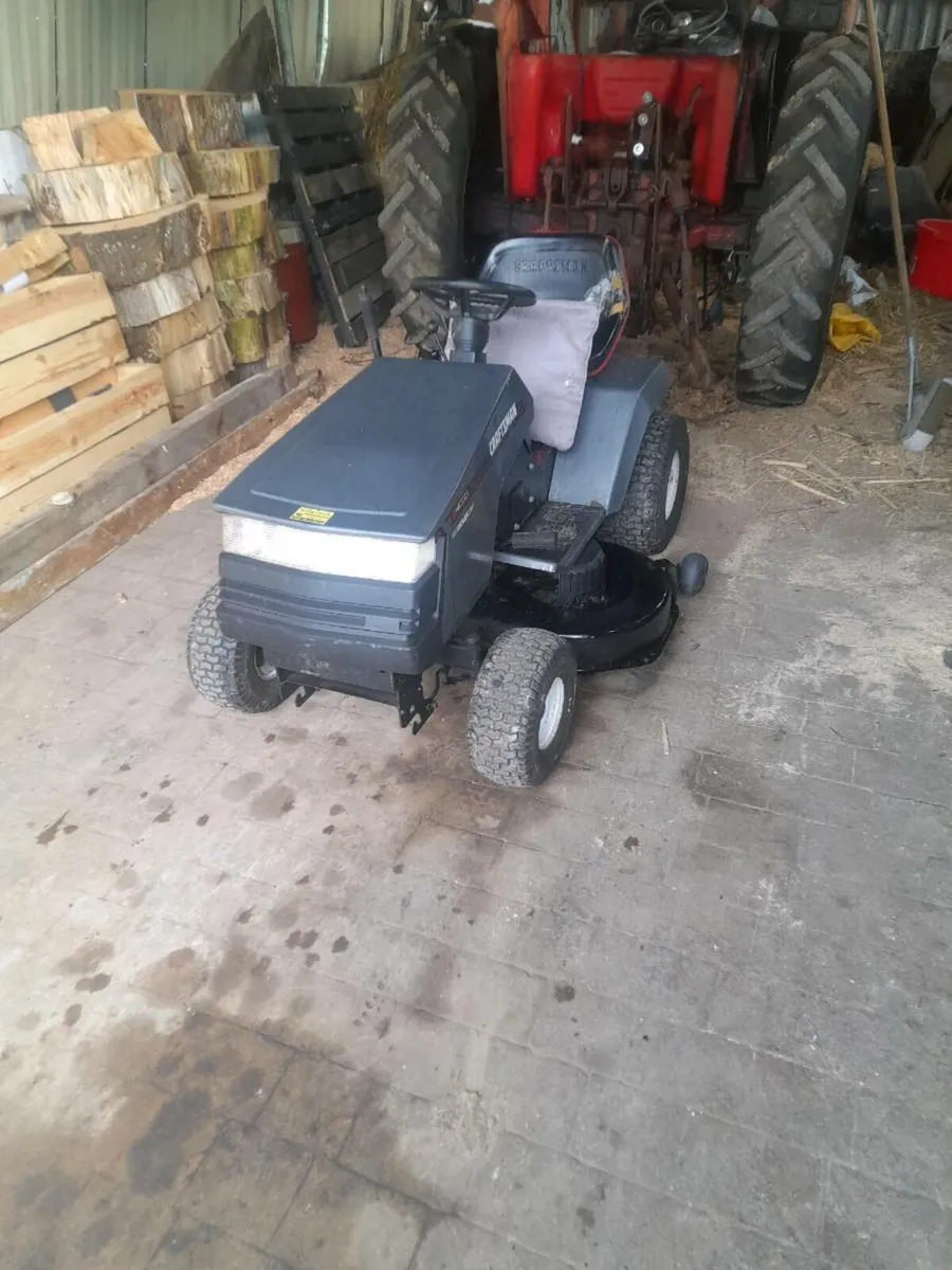 Rideon lawnmower - Image 2