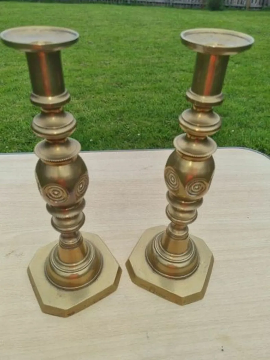 Edwardian Brass Candle Sticks - Image 3