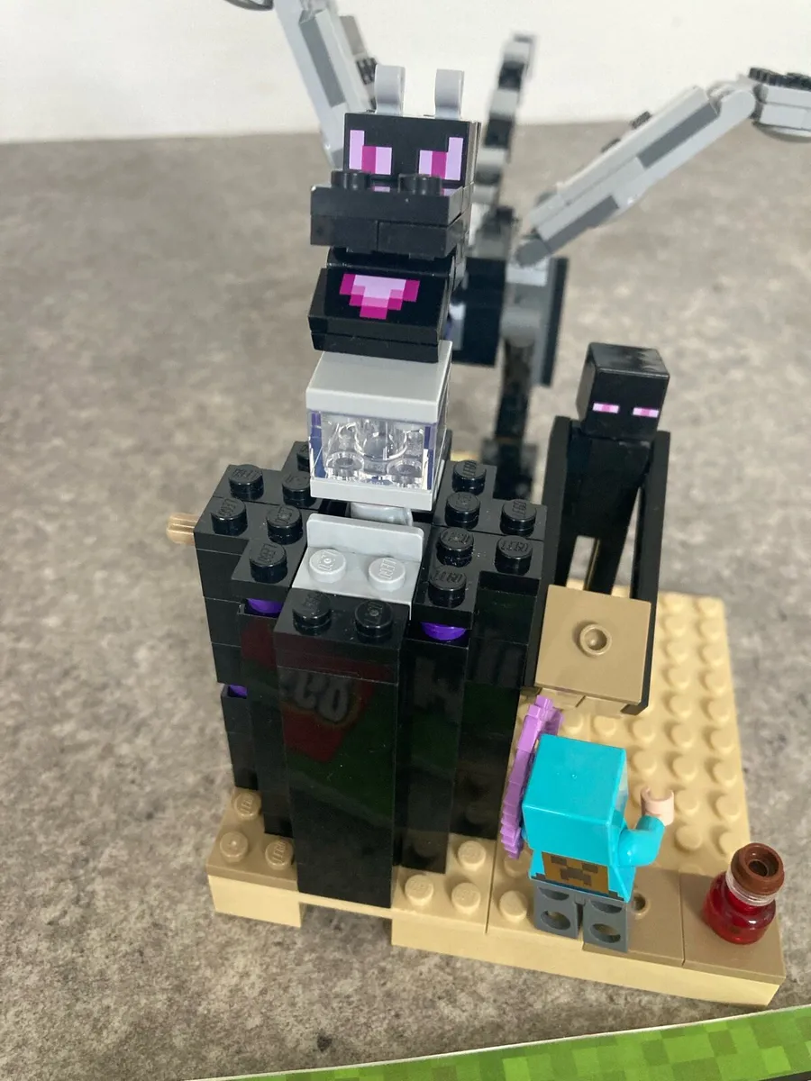 Lego Minecraft 21151 The End Battle - Image 3