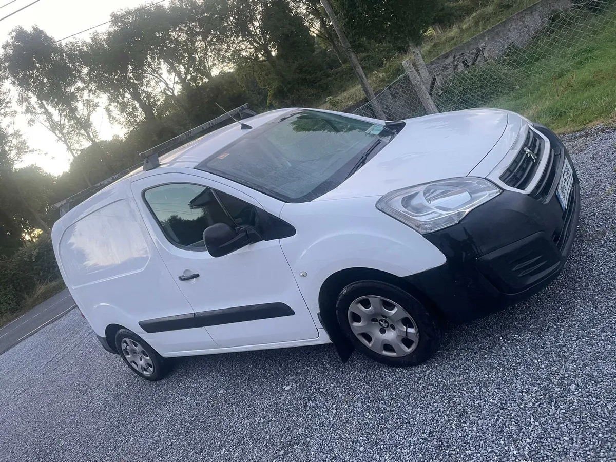 Peugeot Partner - Image 1