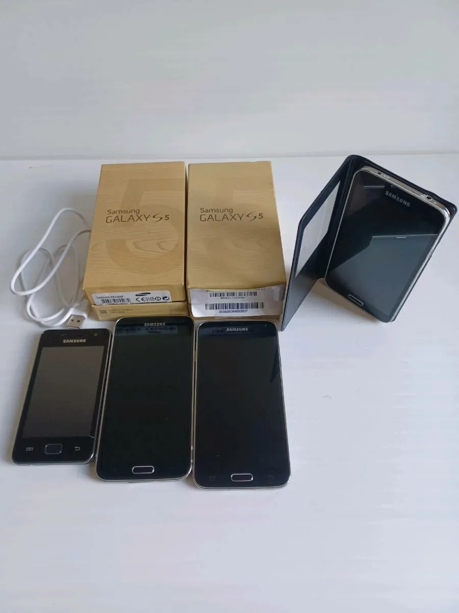 *For Repair* Three Samsung S5 phones &  S phone - Image 1