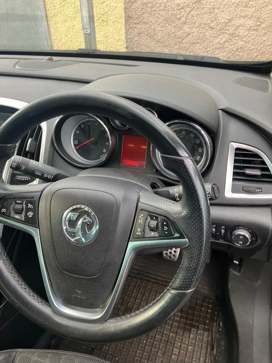 2014 Vauxhall Astra - Image 4