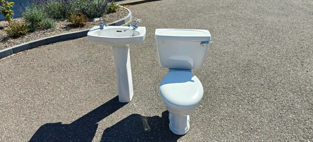 Toilet & Hand Basin x3 - Image 1