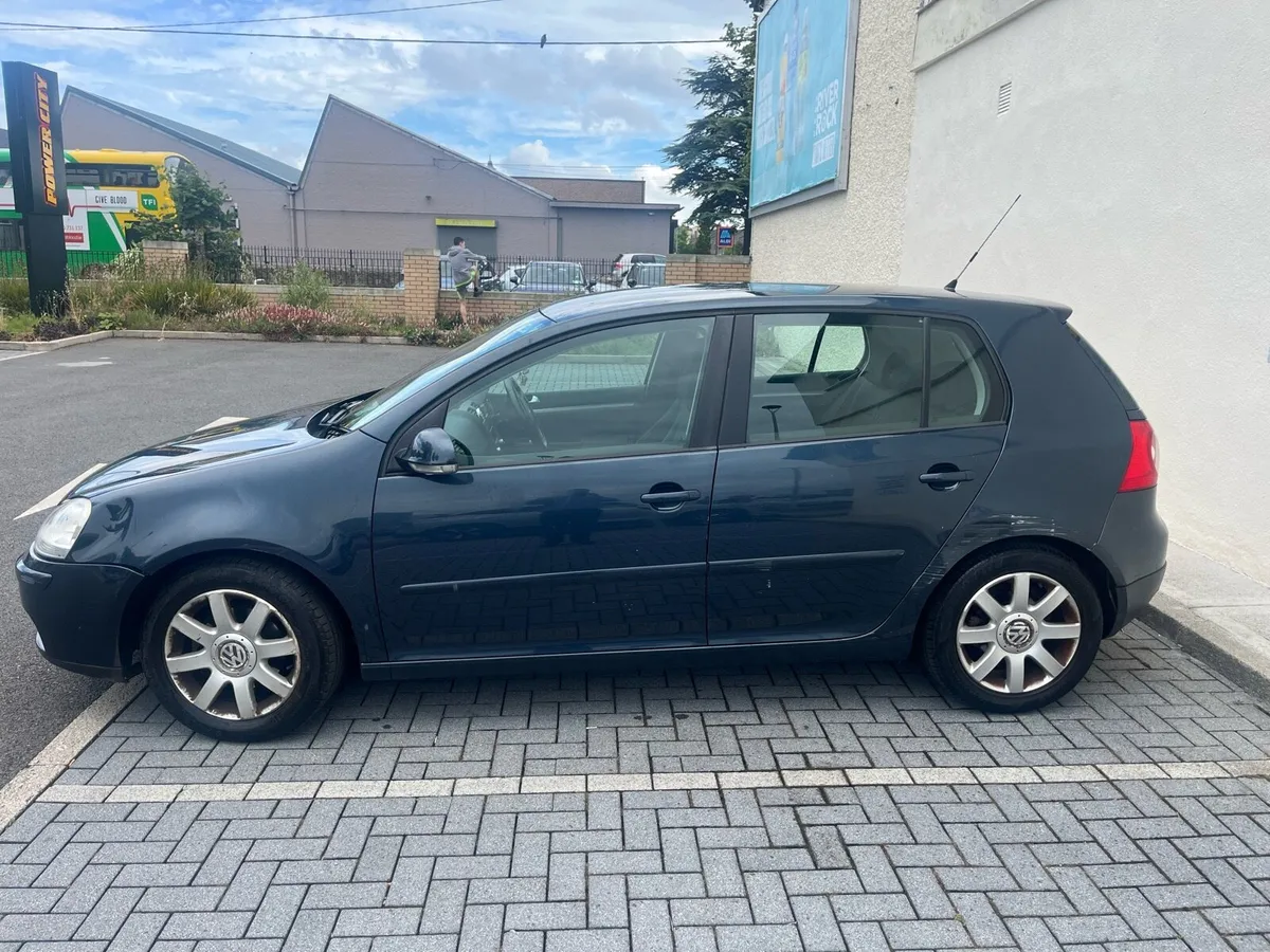 Volkswagen Golf 2006 - Image 2