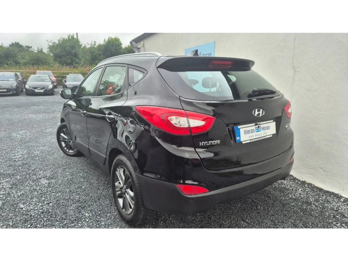 Hyundai ix35 5DR - Image 3