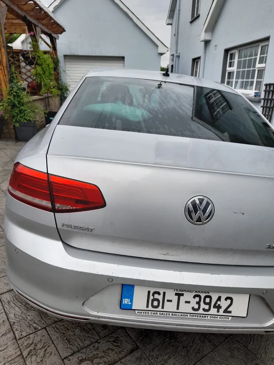 Volkswagen Passat 2016 - Image 4