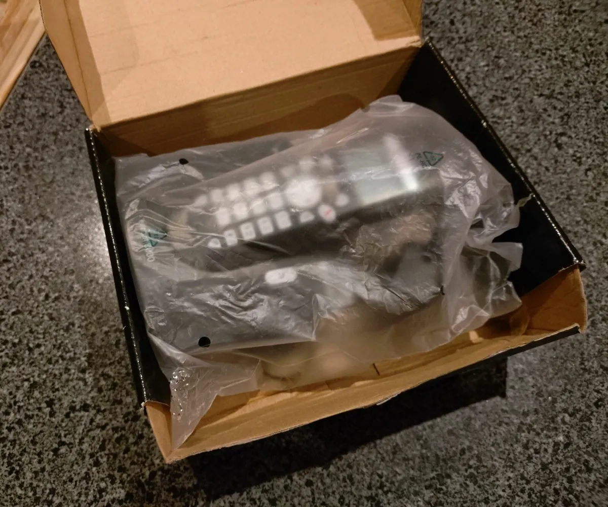 EIRCOM 8000 CORDLESS LANDLINE HOUSE PHONE. - Image 2