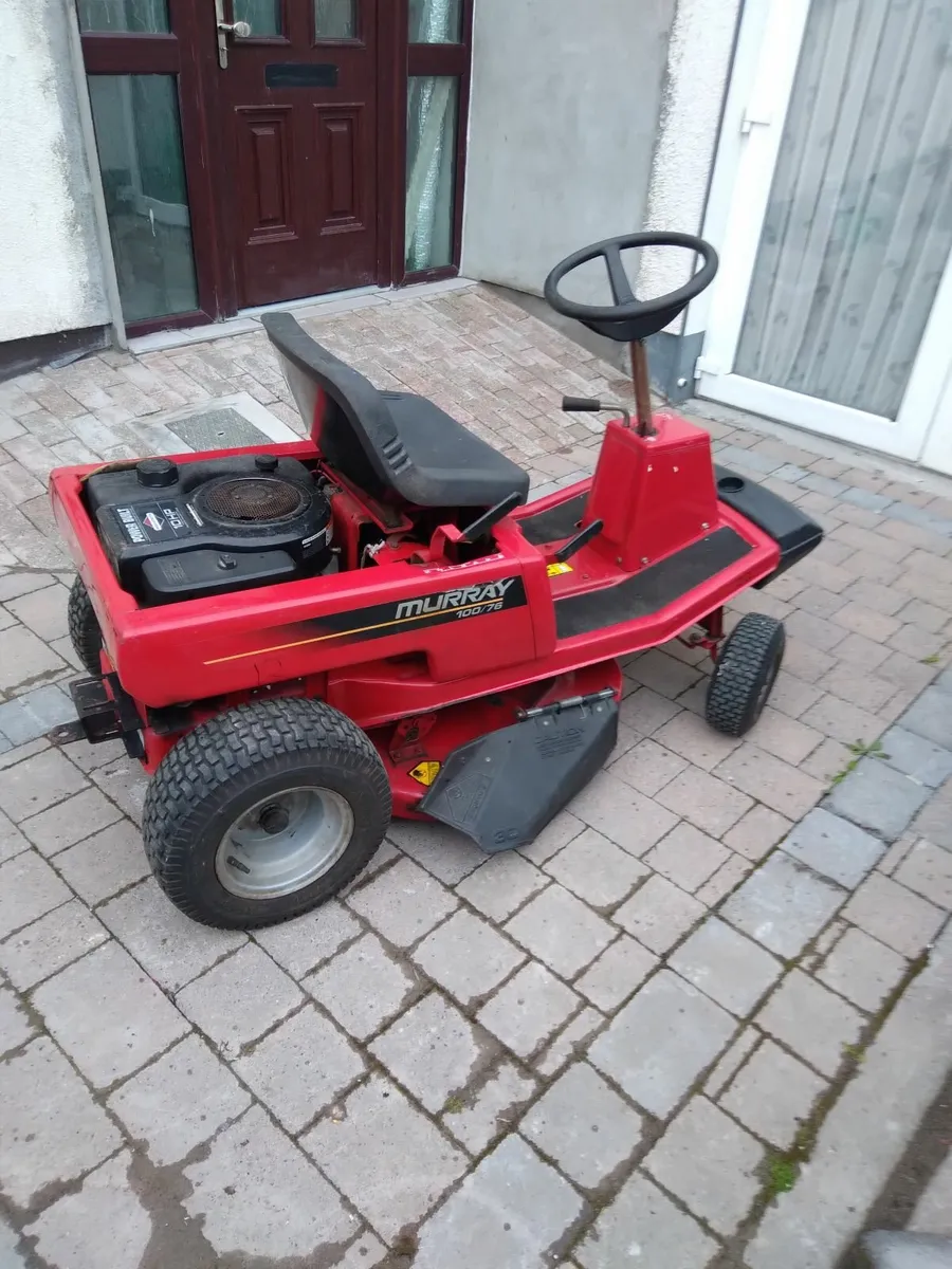 Ride on lawnmower - Image 3