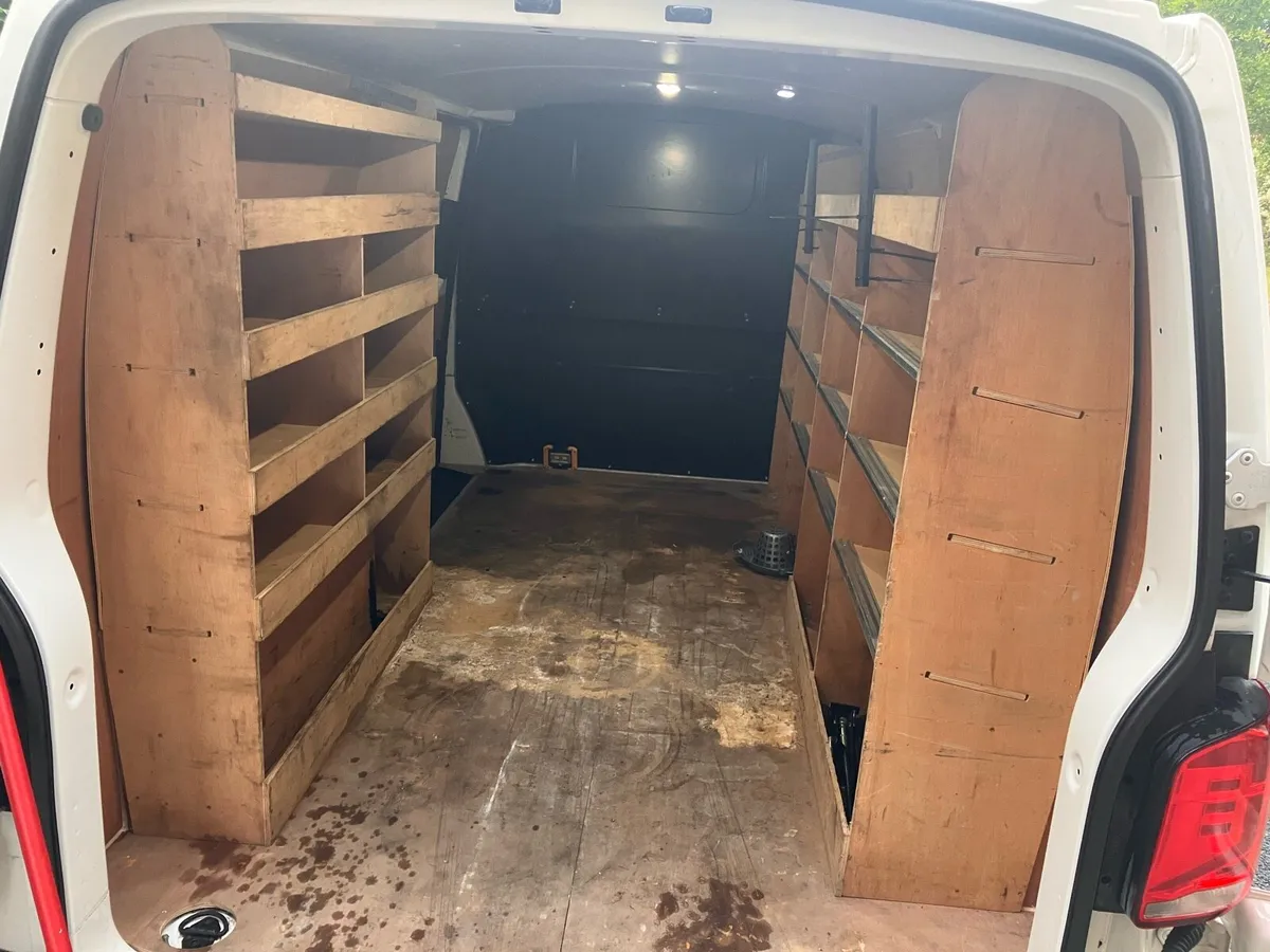 Van Shelving - Image 1