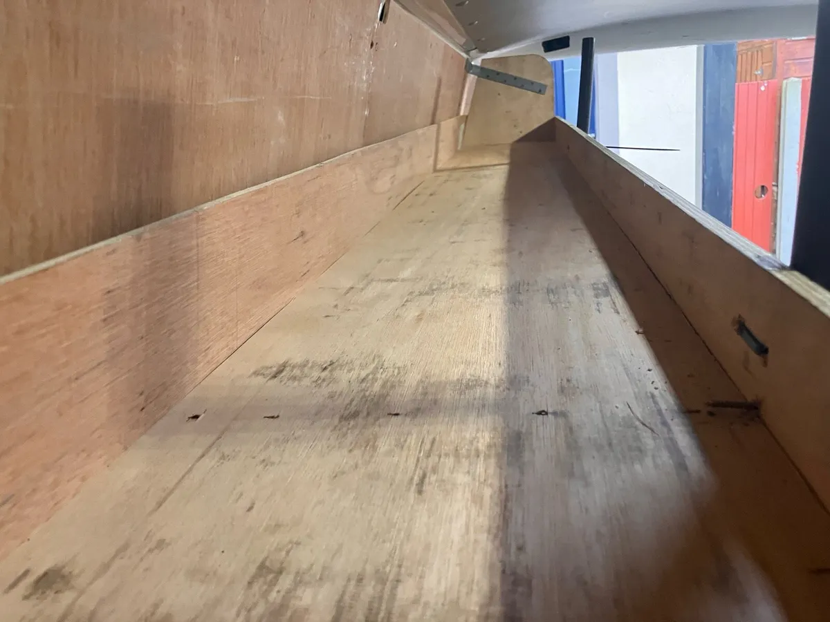 Van Shelving - Image 4