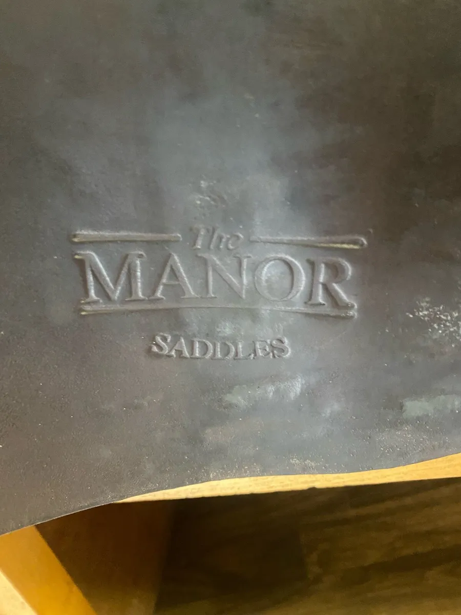Manor brown Leather saddle narrow - Image 4