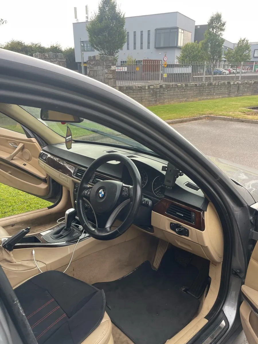BMW - Image 4