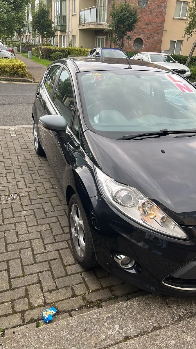 Ford Fiesta 2011 - Image 4